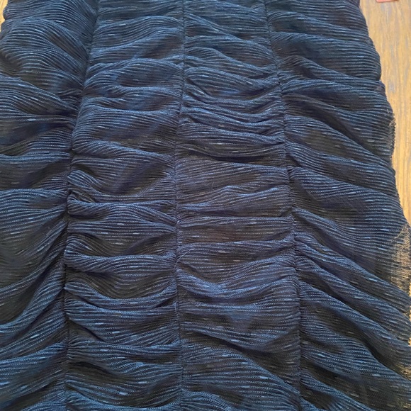 Haute Monde Black Ruched Long Sleeve Dress - Picture 3 of 6